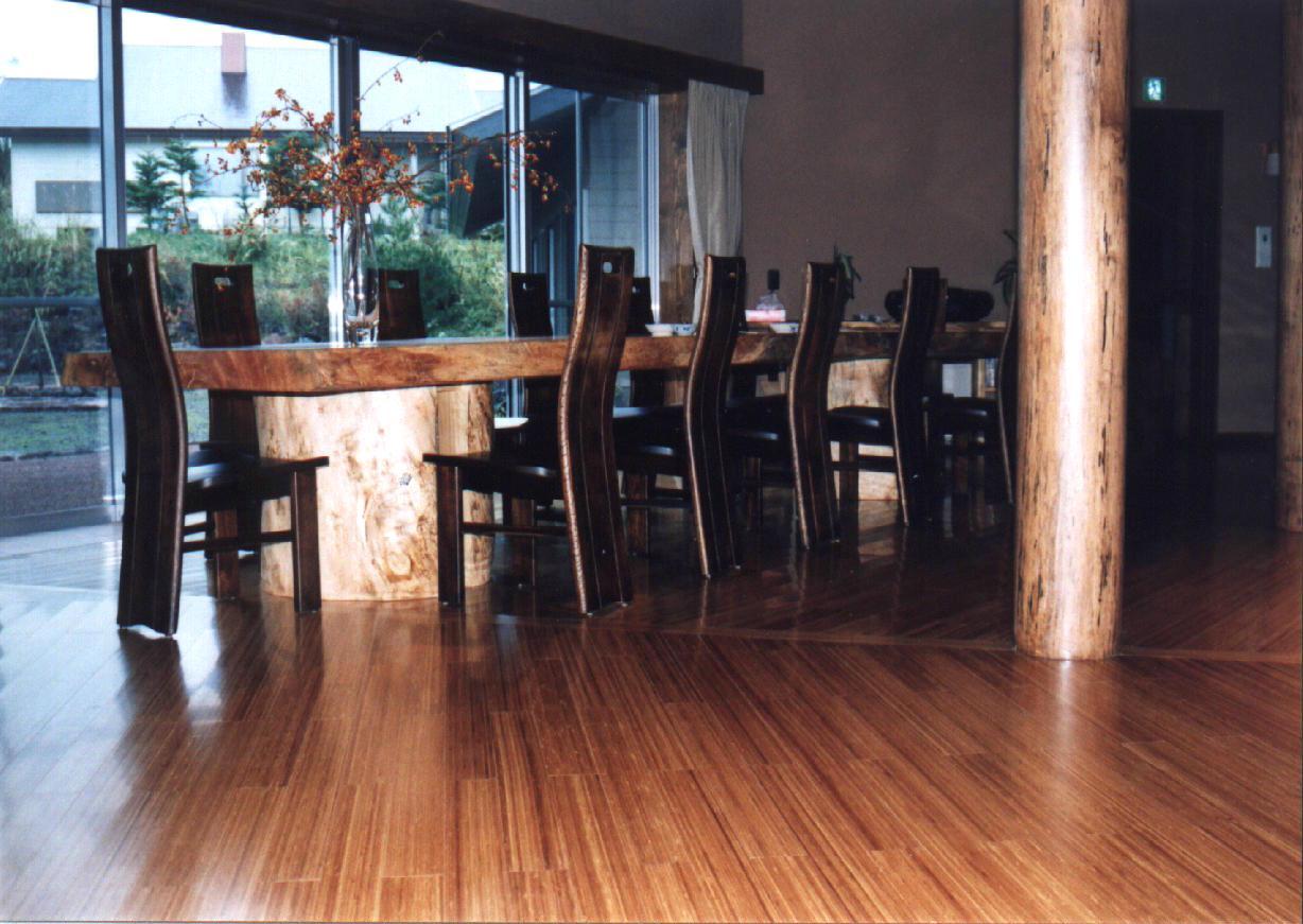 Bamboo Floor in Summer