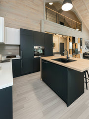 Load image into Gallery viewer, Bamboo Flooring - White Solid Strand Woven Matte Uniclic 915mm x 96mm x 10mm (BB-SWW)